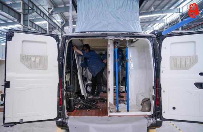 房車旅游為何持續(xù)升溫？從隨州房車工廠看國內(nèi)旅游新風尚